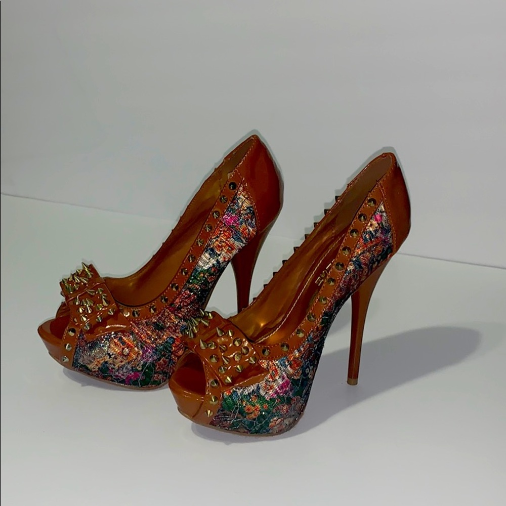 Lace and Floral platform heels